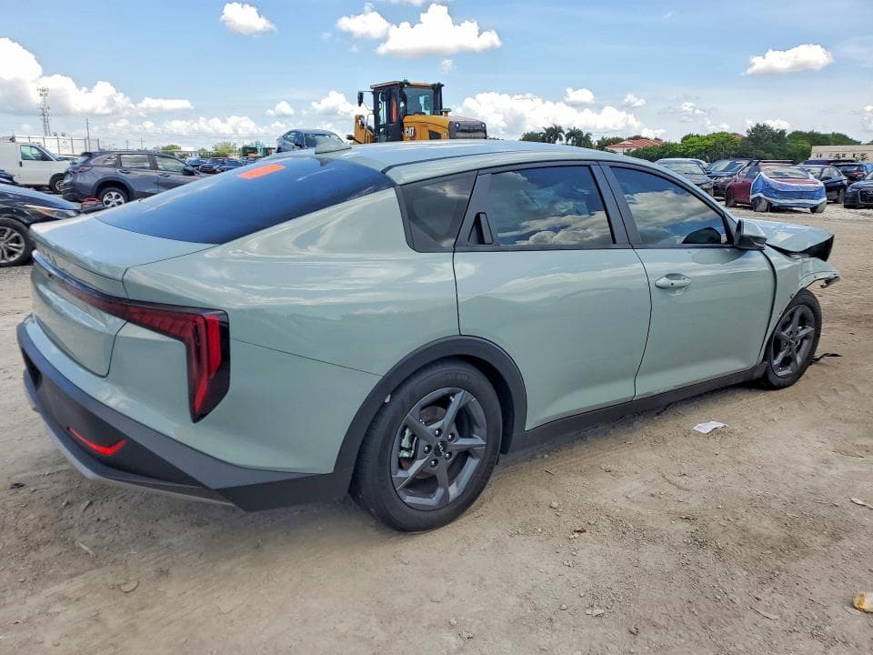 2026 KIA K4 LXS 3