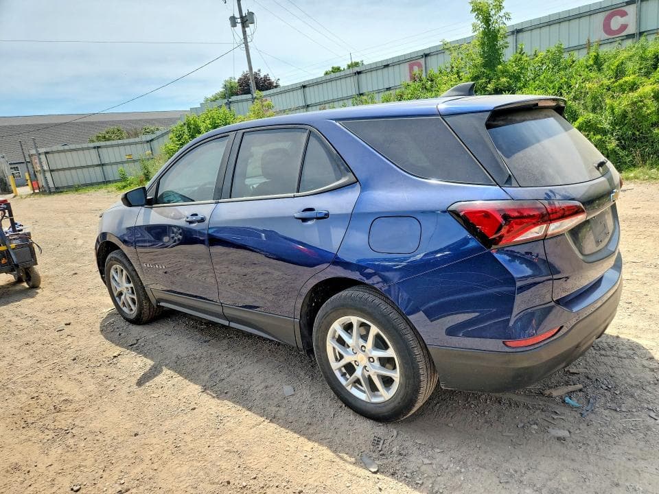 2022 CHEVROLET EQUINOX LS LS 2