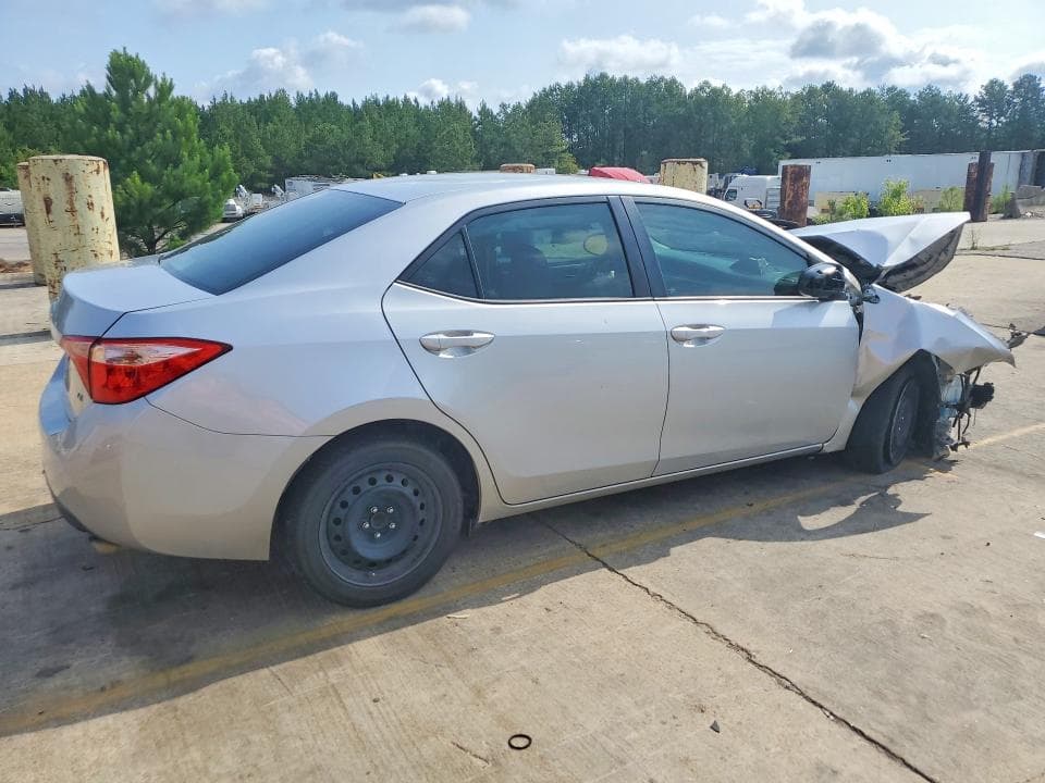 2017 TOYOTA COROLLA LE 3