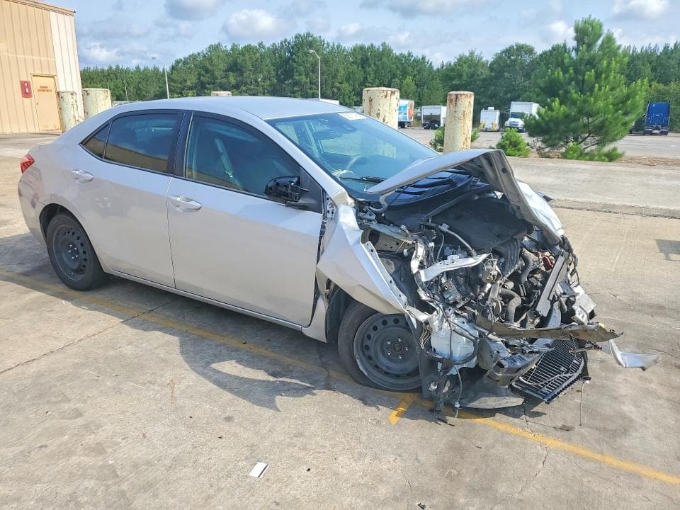 2017 TOYOTA COROLLA LE 4