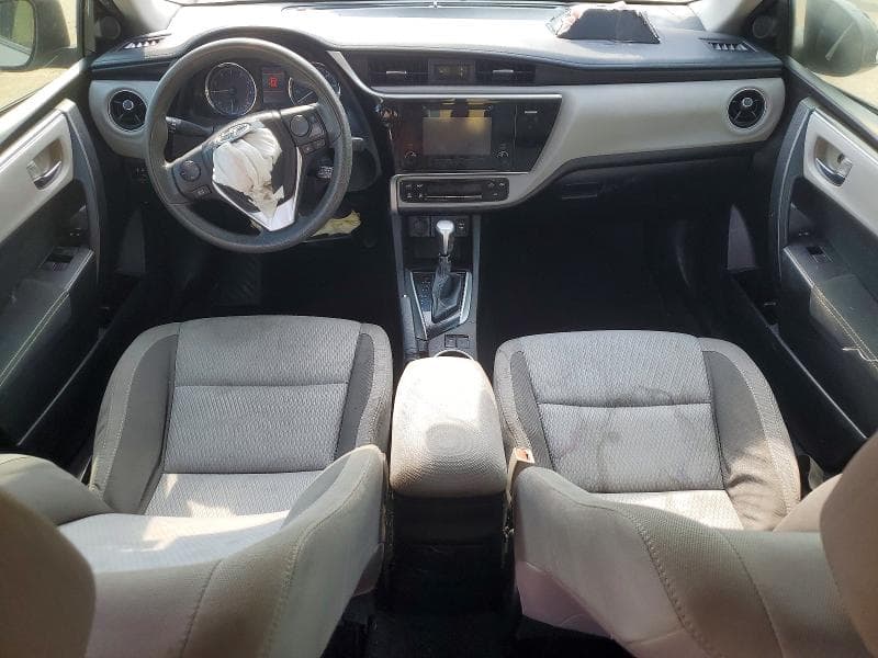 2017 TOYOTA COROLLA LE 8