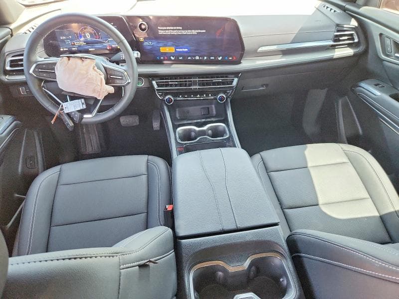 2026 CHEVROLET TRAVERSE LT 8