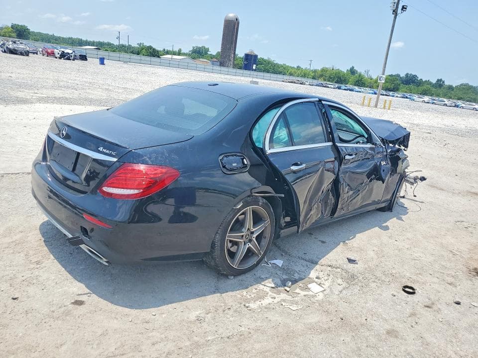 2017 MERCEDES-BENZ E 300 4MATIC 3