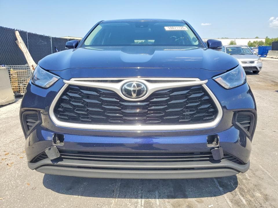 2022 TOYOTA HIGHLANDER L L 5