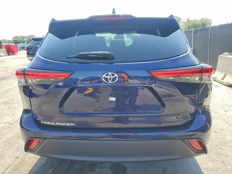 2022 TOYOTA HIGHLANDER L L 6