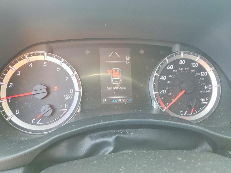 2022 TOYOTA HIGHLANDER L L 9