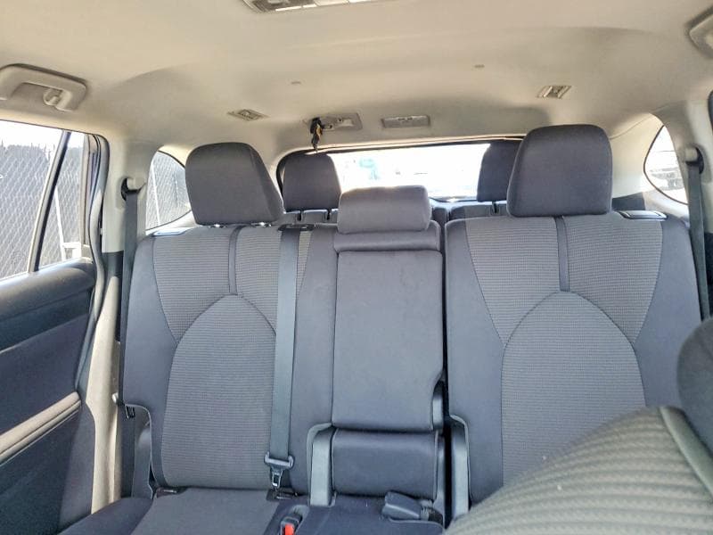2022 TOYOTA HIGHLANDER L L 10