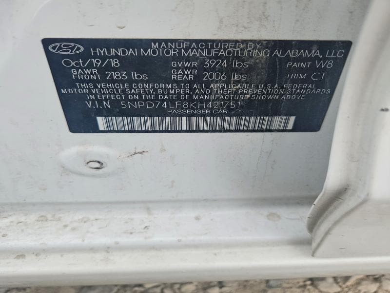 2019 HYUNDAI ELANTRA SE 13