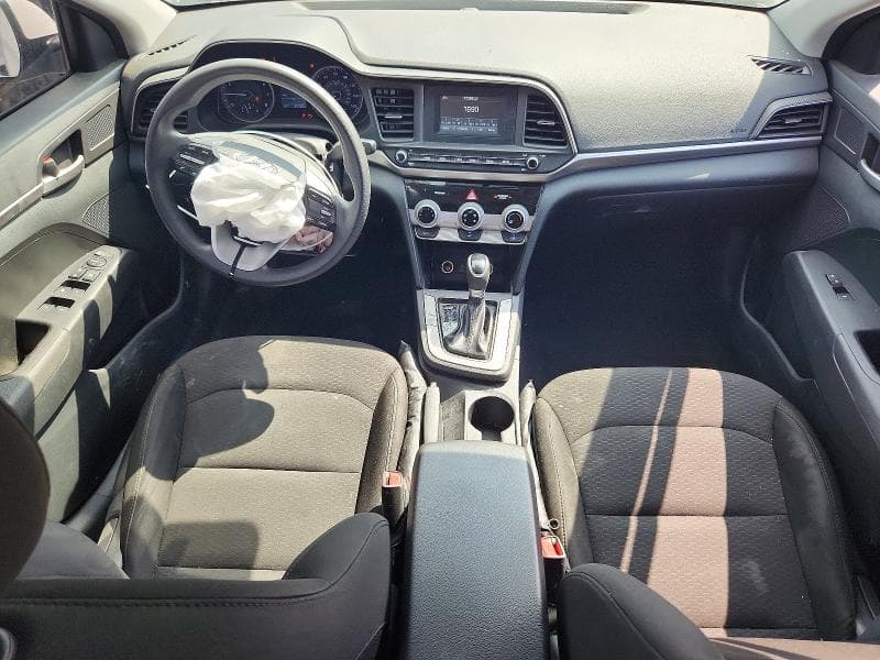2019 HYUNDAI ELANTRA SE 8