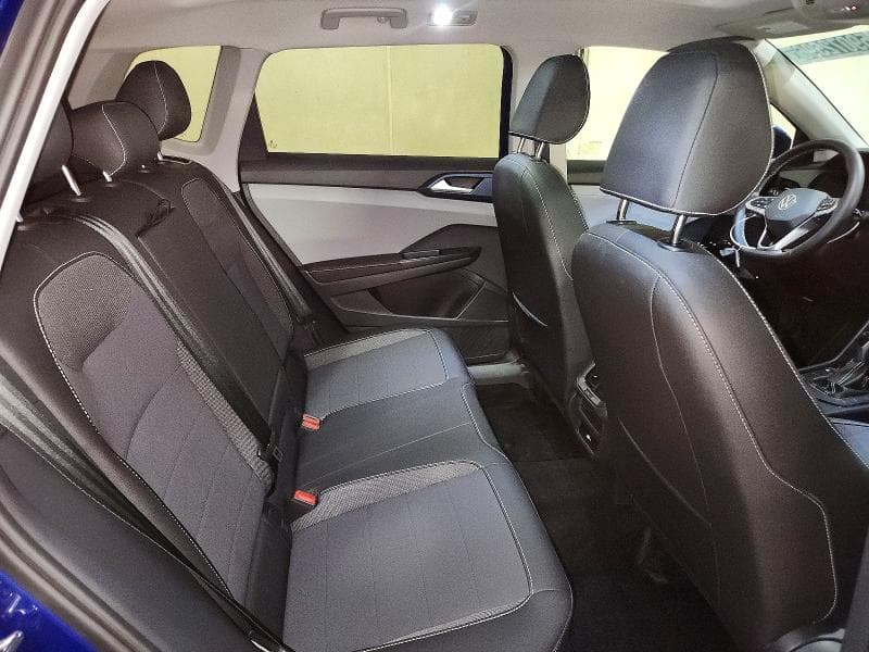 2024 VOLKSWAGEN TAOS SE 11