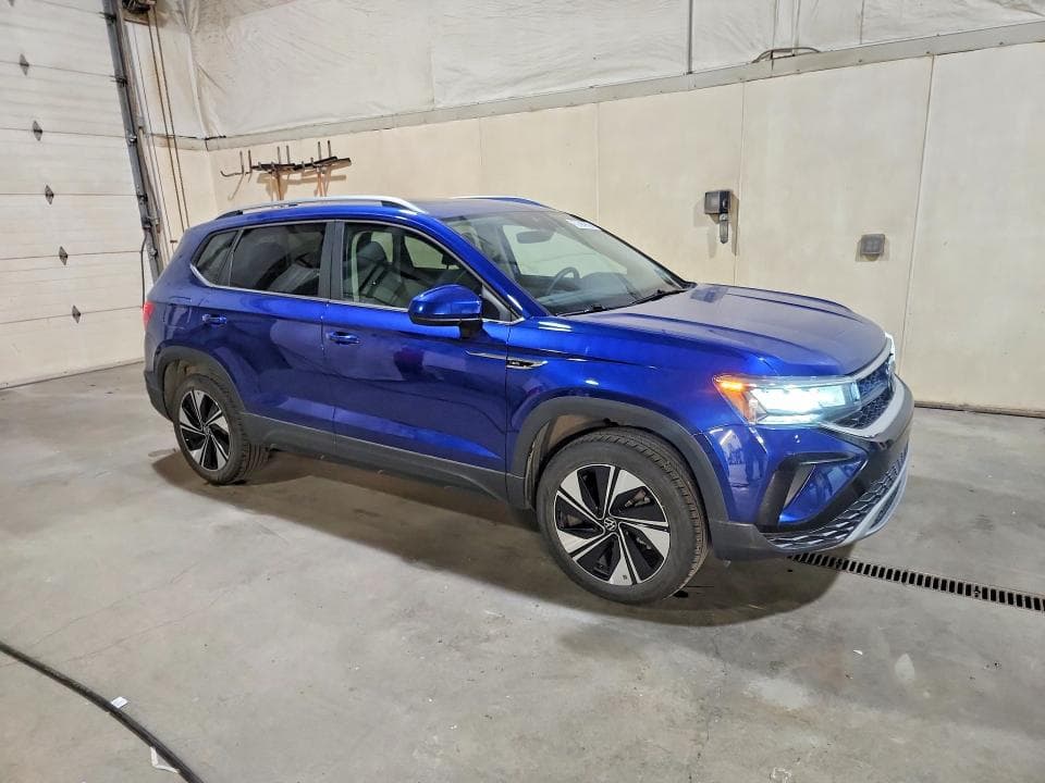 2024 VOLKSWAGEN TAOS SE 4