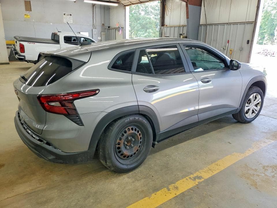 2024 CHEVROLET TRAX LS 3