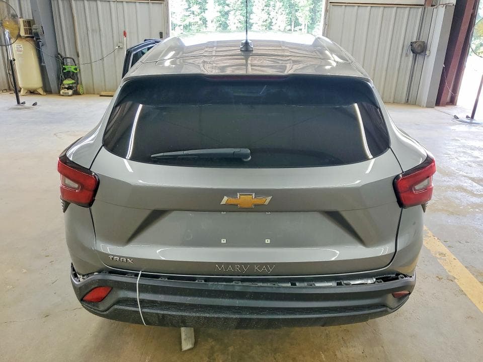 2024 CHEVROLET TRAX LS 6
