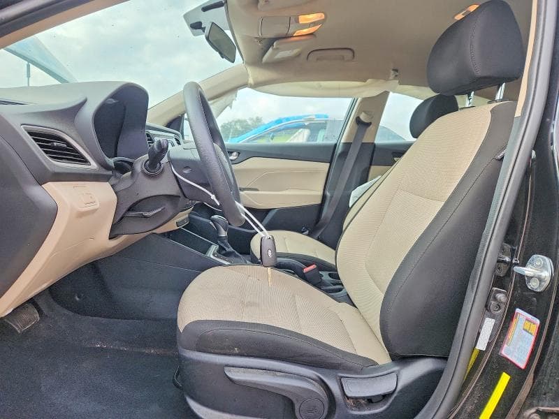 2022 HYUNDAI ACCENT SE 8