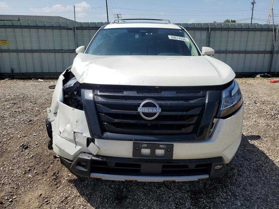 2023 NISSAN PATHFINDER SL SL 5