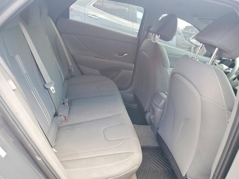 2025 HYUNDAI ELANTRA SEL SPORT 10
