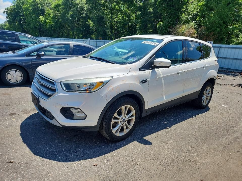 2017 FORD ESCAPE SE - 1