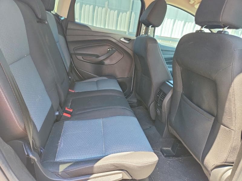 2017 FORD ESCAPE SE 11
