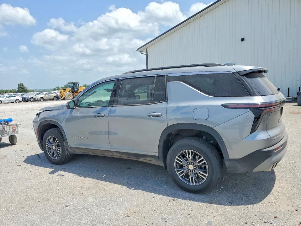 2026 CHEVROLET TRAVERSE LT 2
