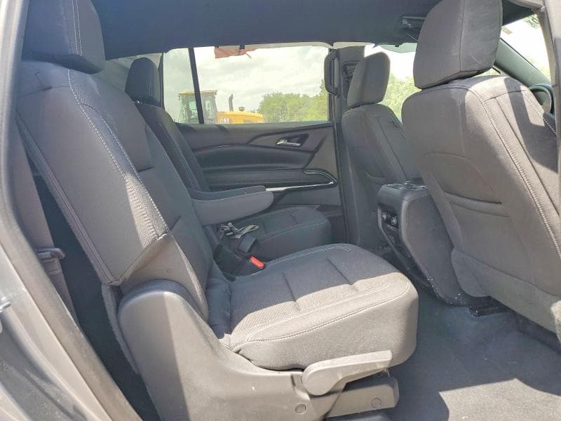 2026 CHEVROLET TRAVERSE LT 11