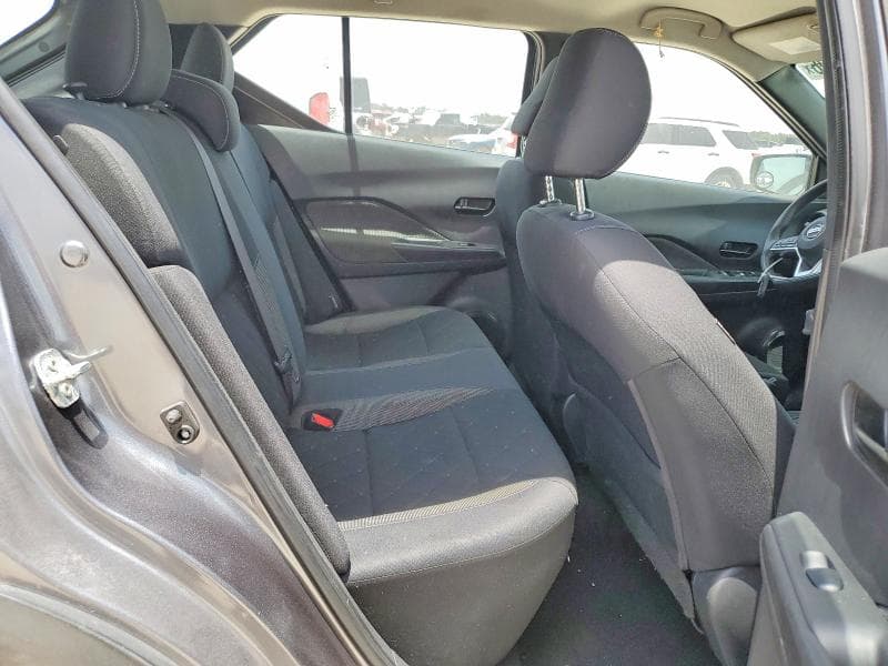 2020 NISSAN KICKS S 11
