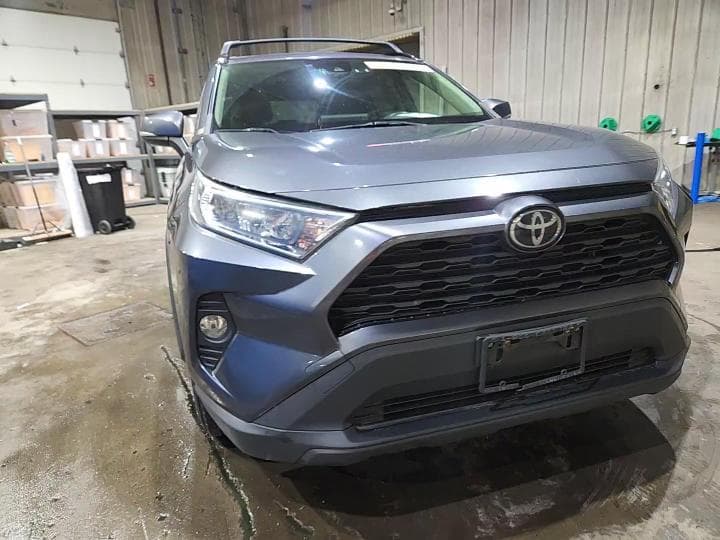 2019 TOYOTA RAV4 XLE XLE 14