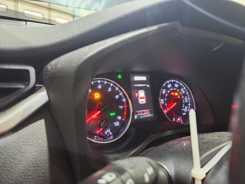2019 TOYOTA RAV4 XLE XLE 9