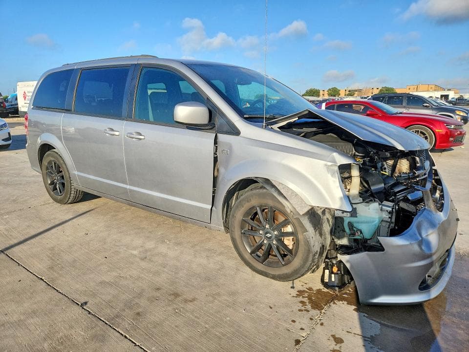 2019 DODGE GRAND CARAVAN SE 4