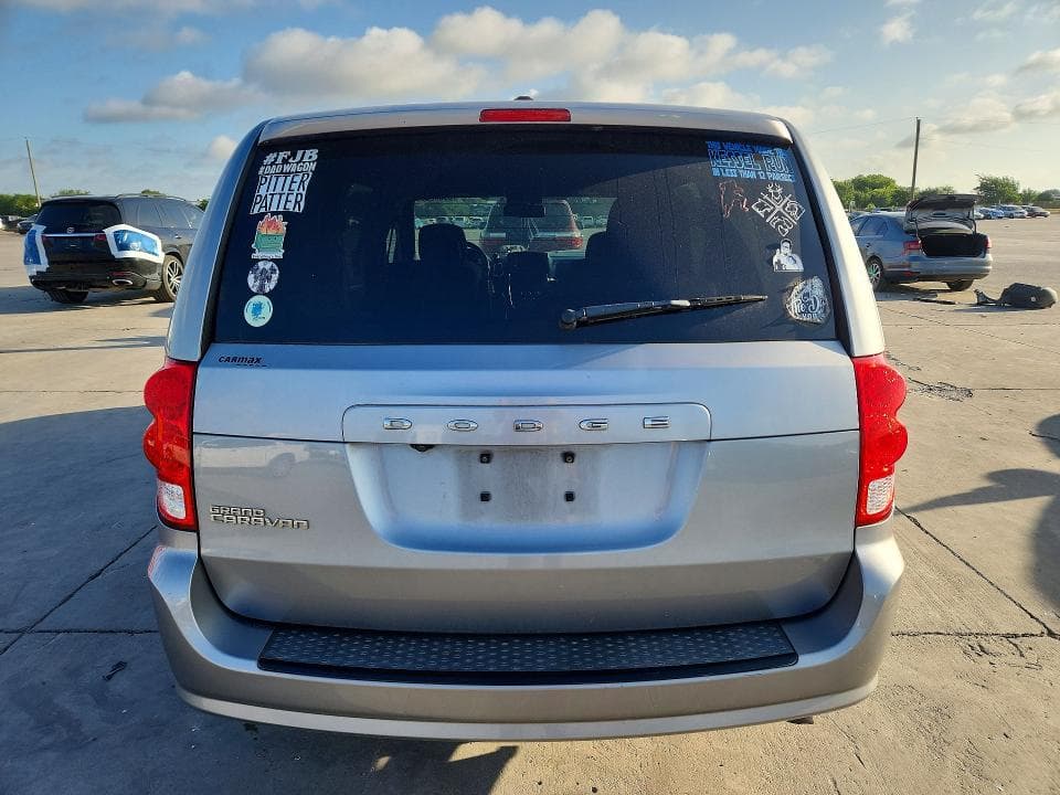 2019 DODGE GRAND CARAVAN SE 6