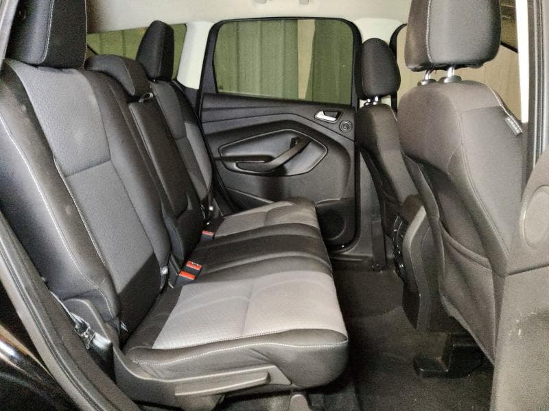 2017 FORD ESCAPE SE 11
