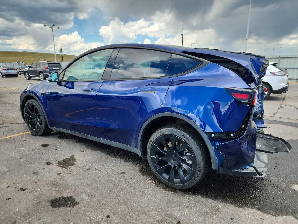 2023 TESLA MODEL Y 2