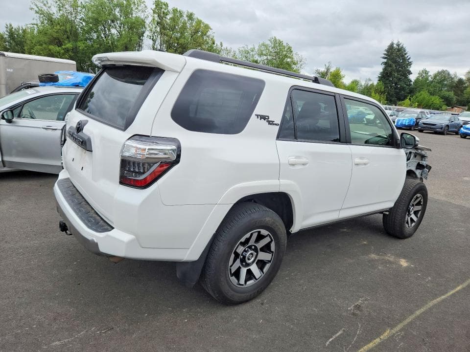 2023 TOYOTA 4RUNNER TRD OFF-ROAD PREMIUM 3