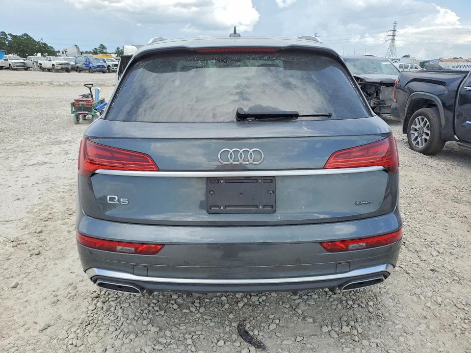 2022 AUDI Q5 6