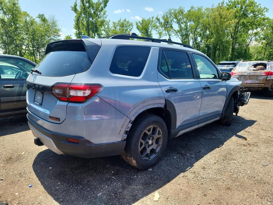 2023 HONDA PILOT TRAILSPORT 3