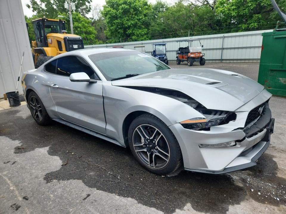 2019 FORD MUSTANG 4