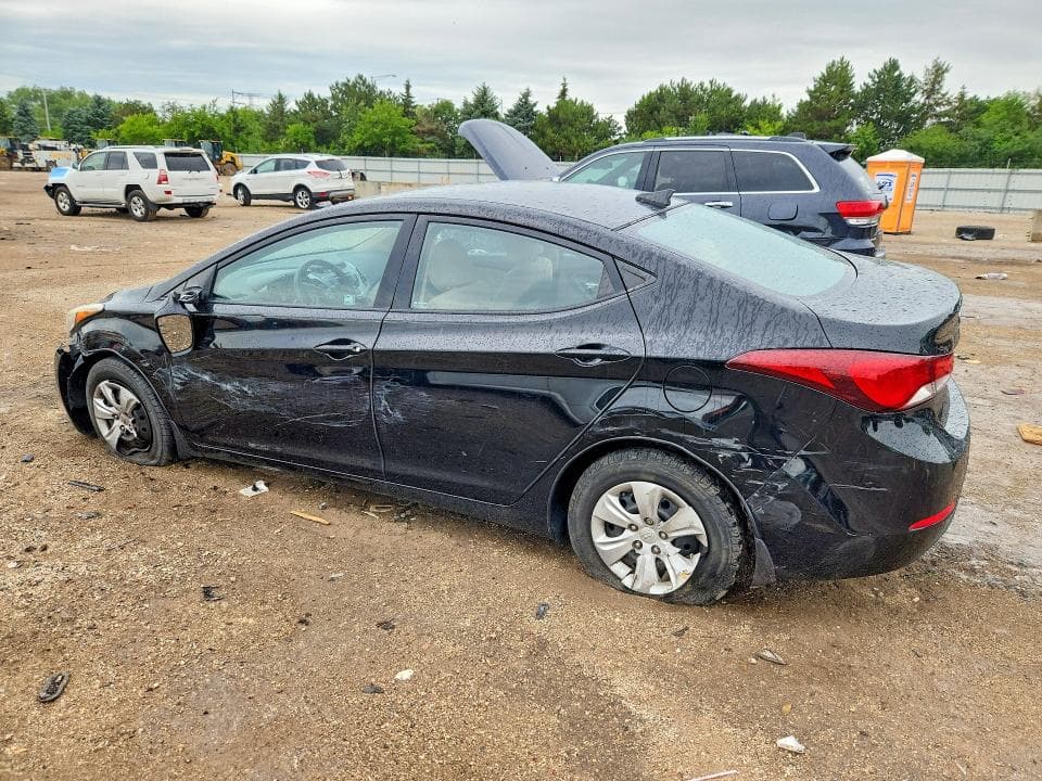 2016 HYUNDAI ELANTRA SE 2