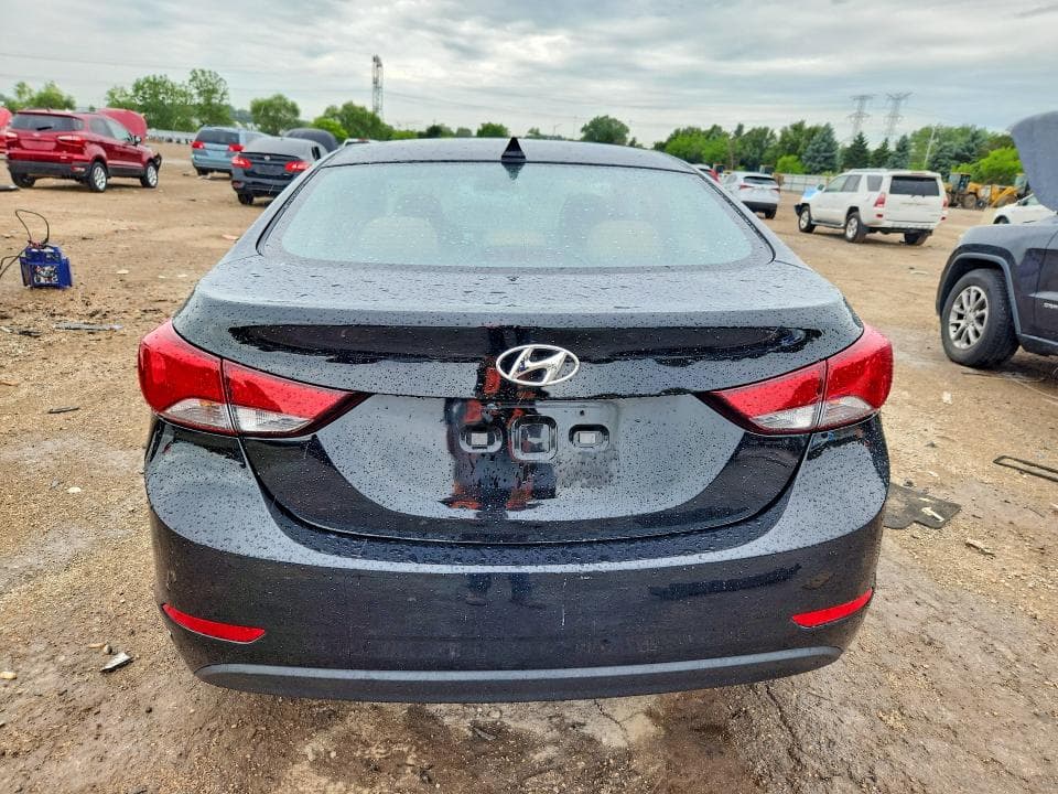 2016 HYUNDAI ELANTRA SE 6