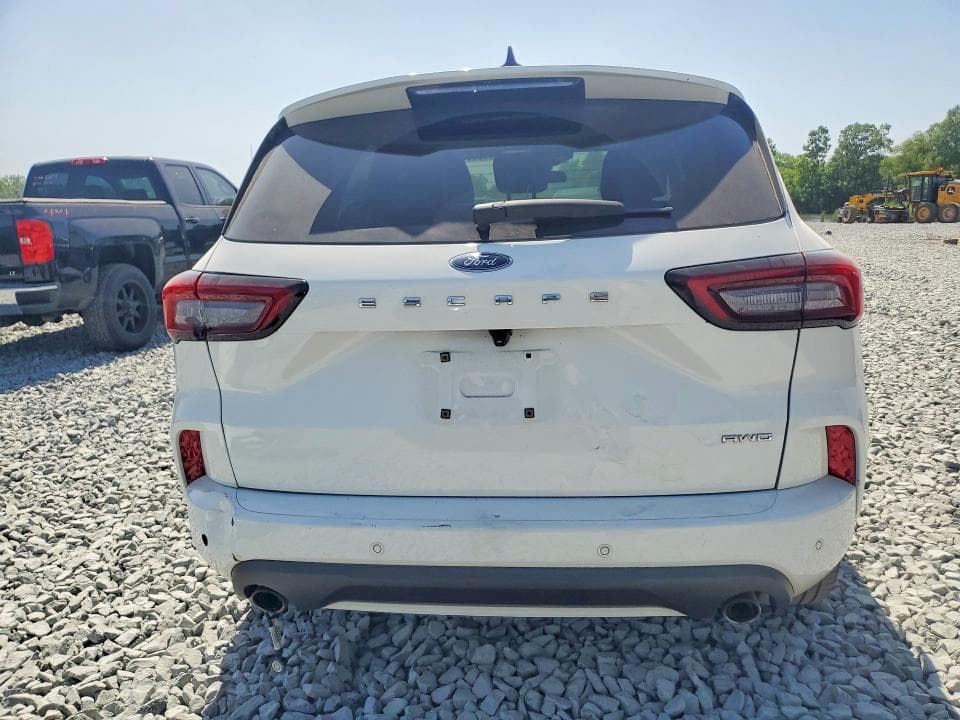 2023 FORD ESCAPE ST LINE 6