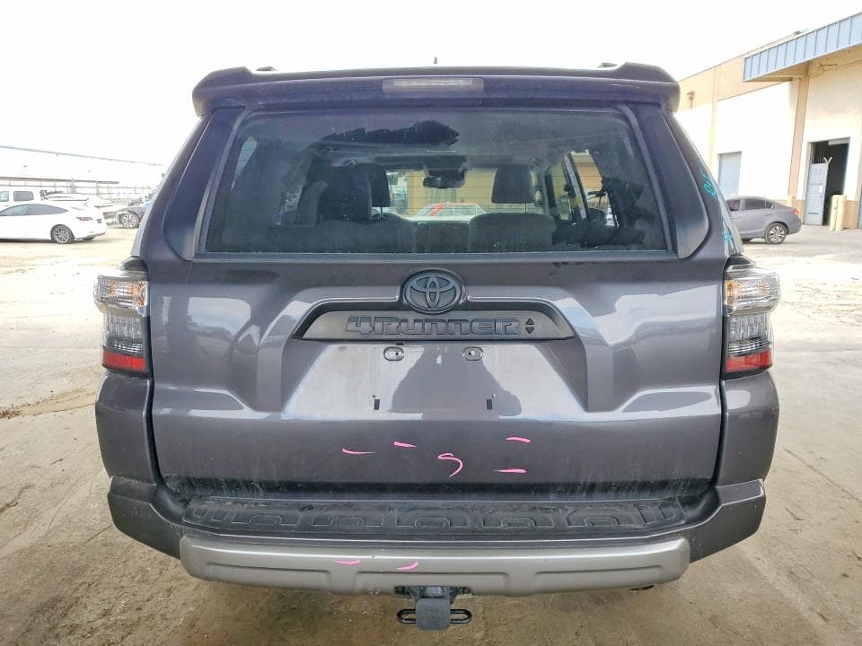 2022 TOYOTA 4RUNNER TRD OFF-ROAD PREMIUM 6