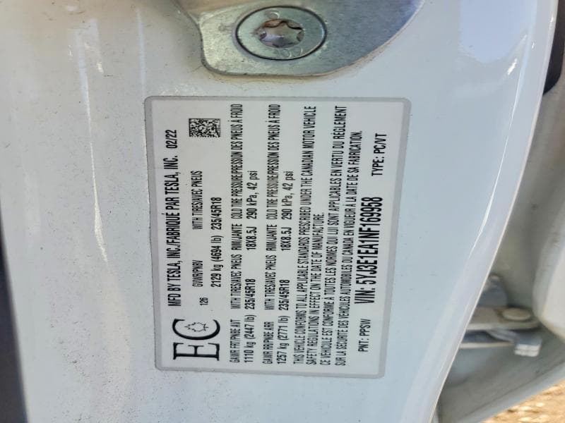 2022 TESLA MODEL 3 13