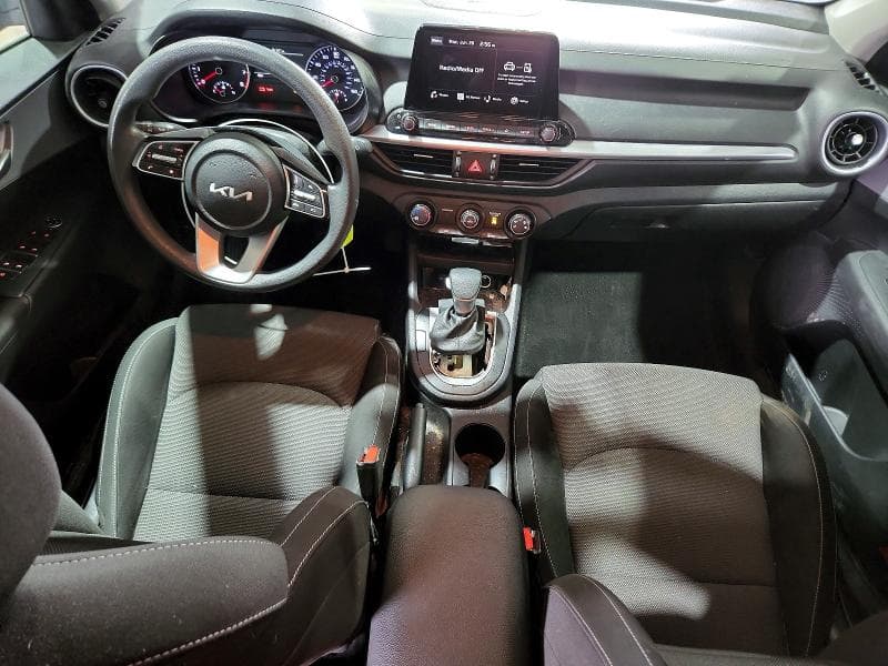 2023 KIA FORTE LXS 8