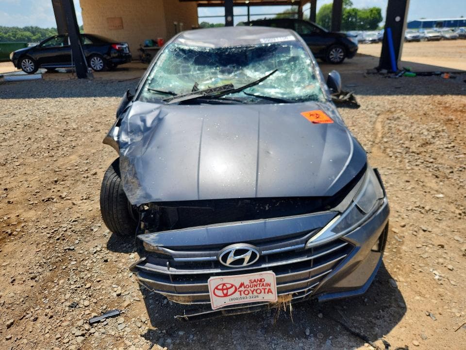 2019 HYUNDAI ELANTRA SEL SEL 5