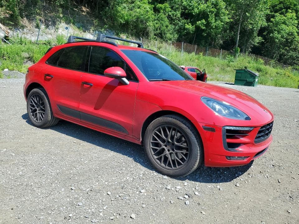 2017 PORSCHE MACAN GTS 4