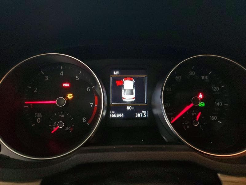 2018 VOLKSWAGEN PASSAT SE SE 9