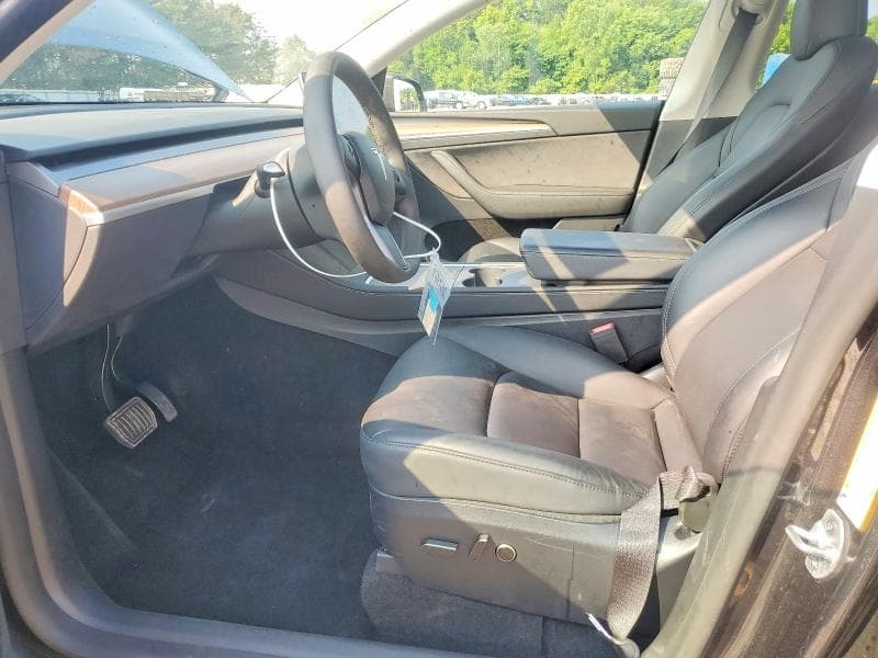 2024 TESLA MODEL Y 7
