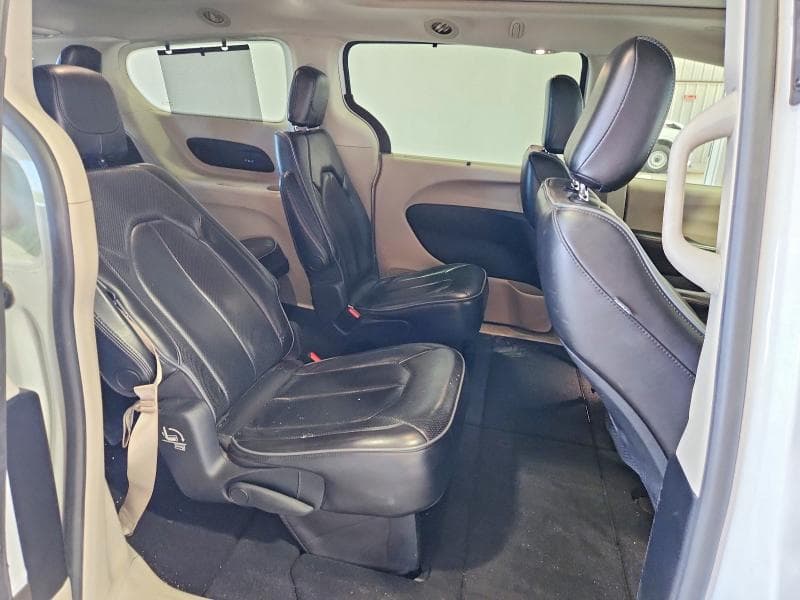 2020 CHRYSLER PACIFICA LIMITED 11
