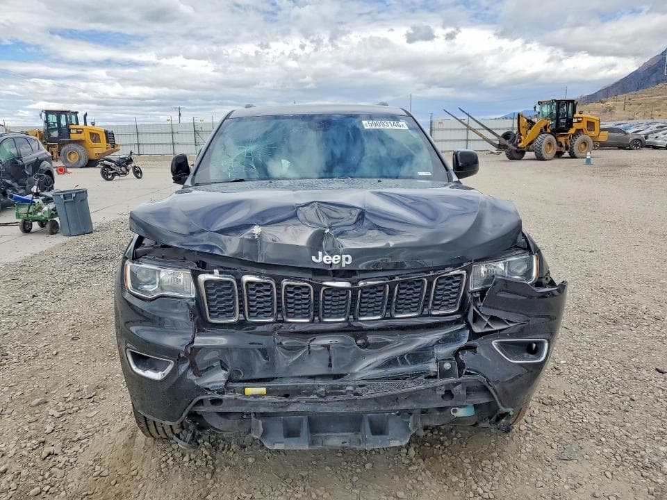 2019 JEEP GRAND CHEROKEE LAREDO 5