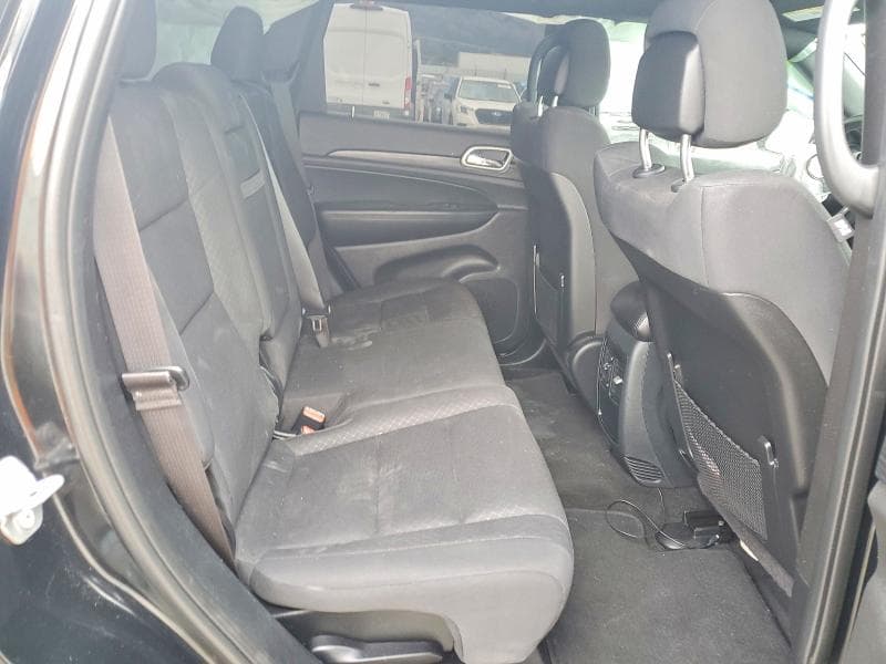 2019 JEEP GRAND CHEROKEE LAREDO 10