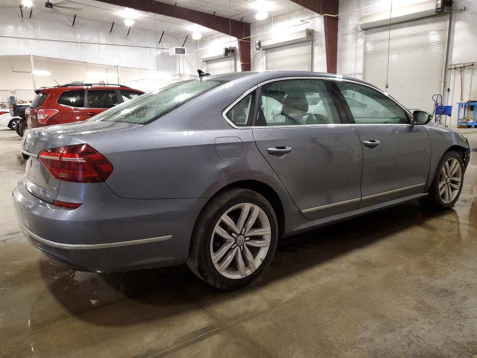 2017 VOLKSWAGEN PASSAT SE SE 3