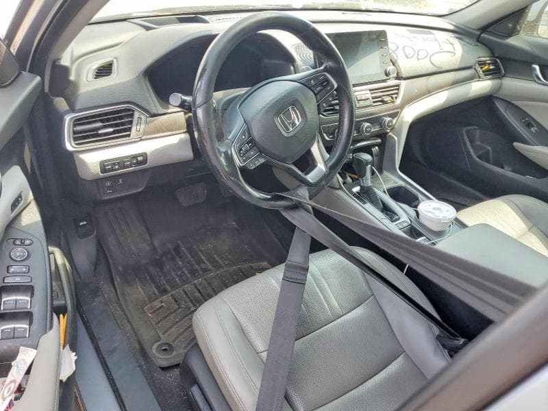 2018 HONDA ACCORD TOURING 8